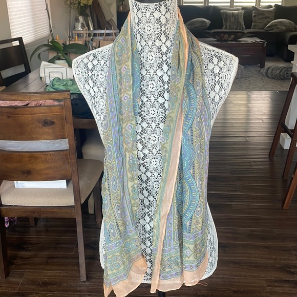 Accessories - Chase Bank Scarf